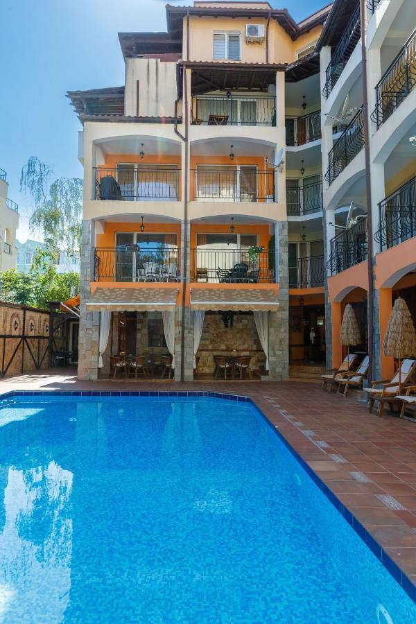 Casa Del Mar Apartments Slântsjev Brjag Eksteriør bilde