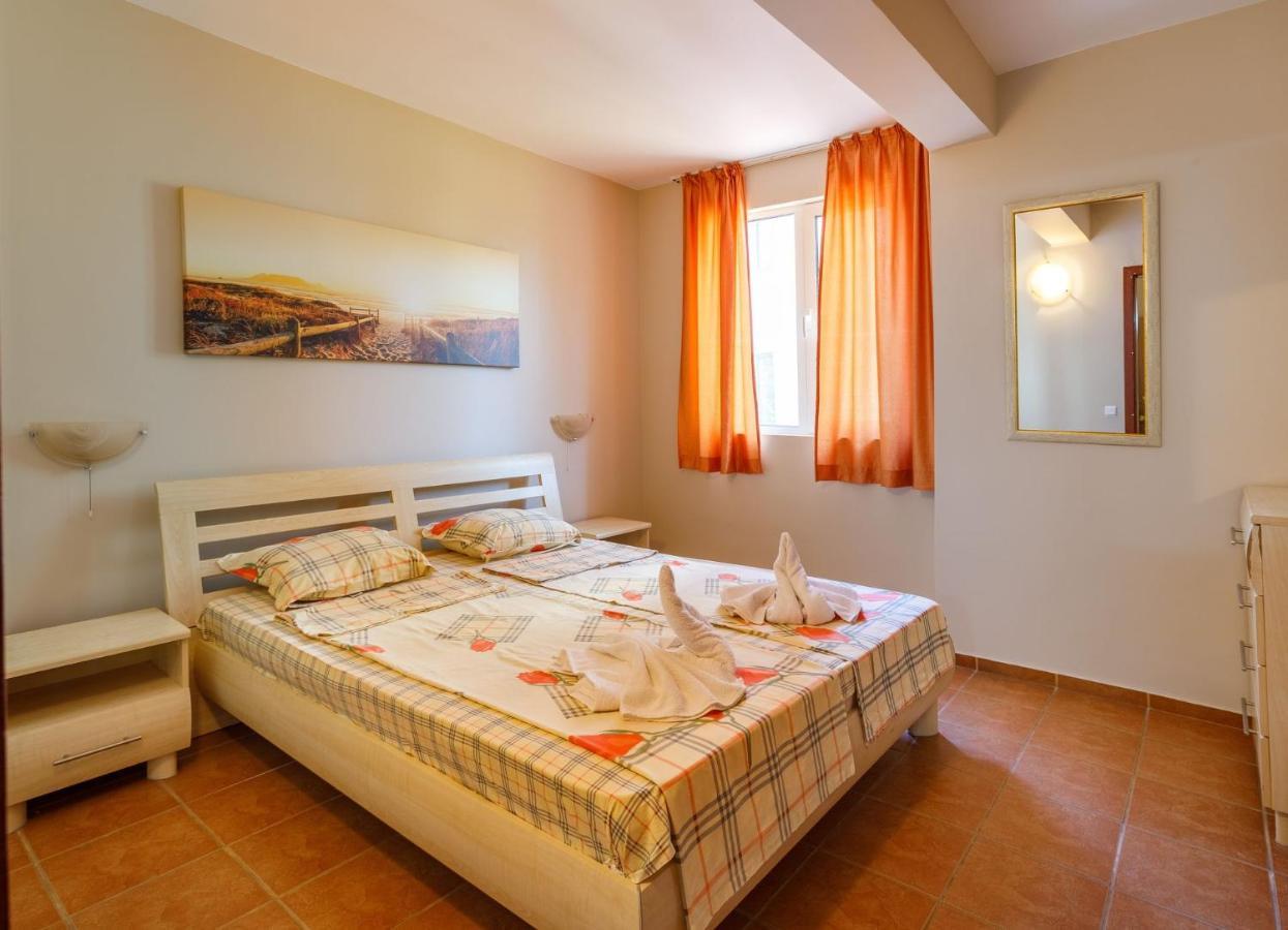 Casa Del Mar Apartments Slântsjev Brjag Eksteriør bilde