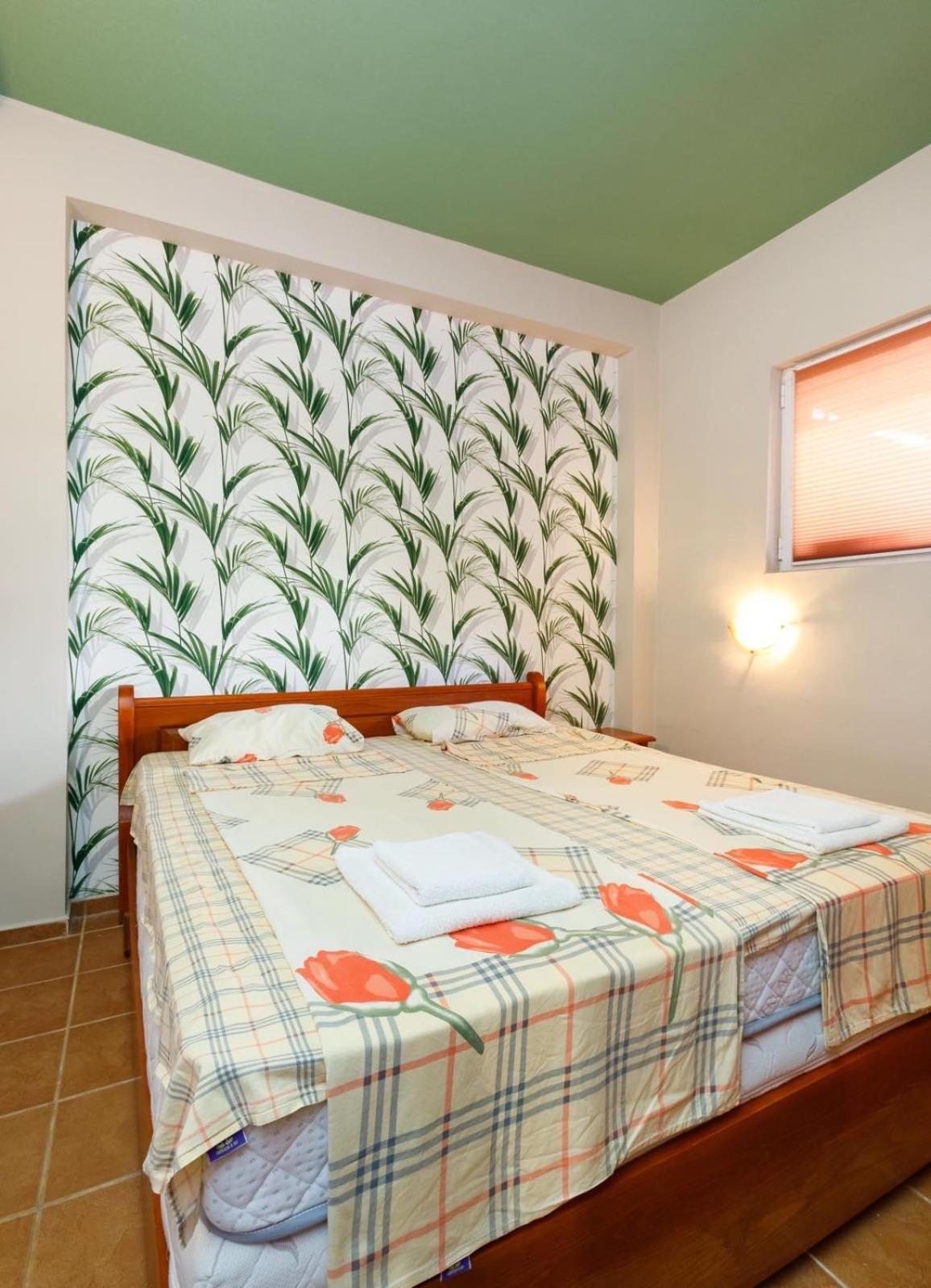 Casa Del Mar Apartments Slântsjev Brjag Eksteriør bilde