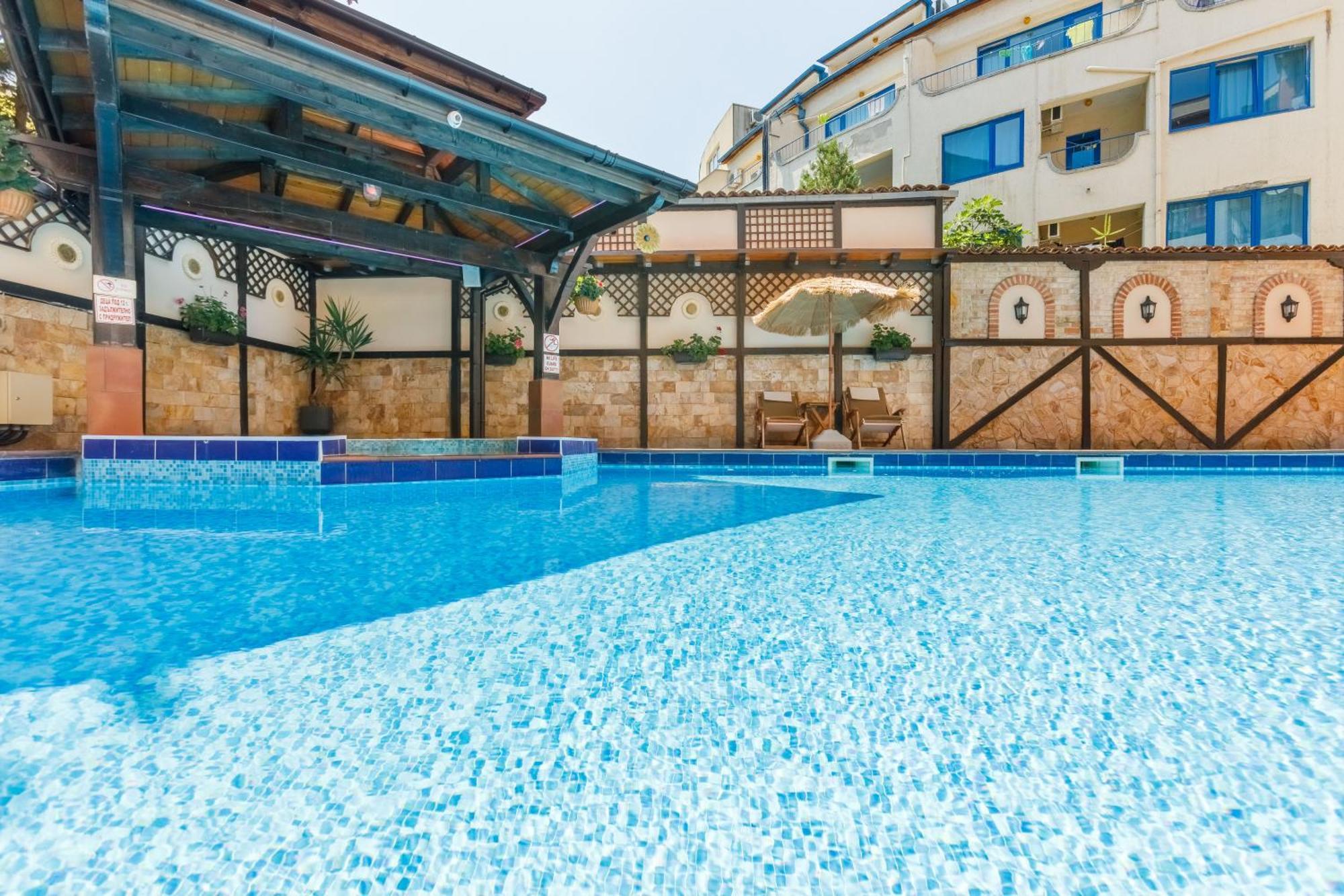Casa Del Mar Apartments Slântsjev Brjag Eksteriør bilde